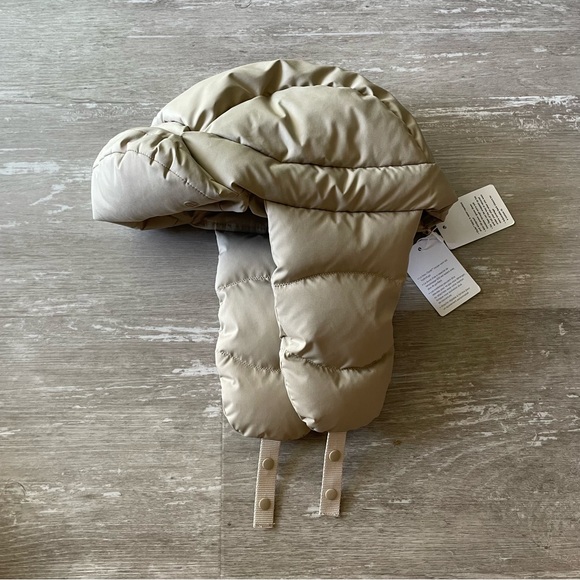 lululemon athletica Accessories - Size S/M NWT Lululemon Wunder Puff Trapper Hat - Trench